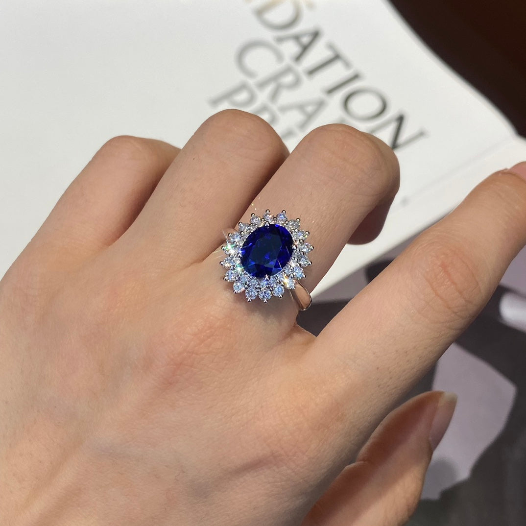 3.55 carat 18K Gold Cultured Sapphire Ring