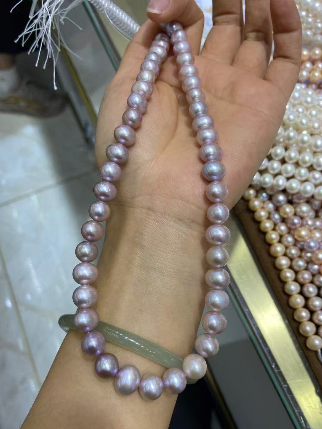 Natural freshwater pearl necklace