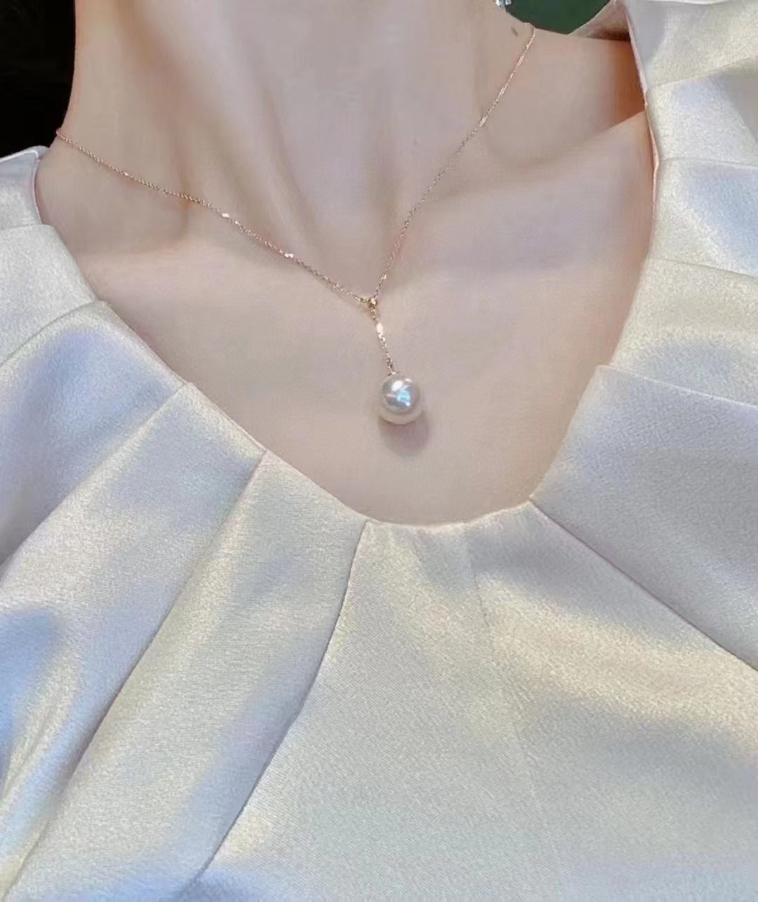 18K gold pearl necklace