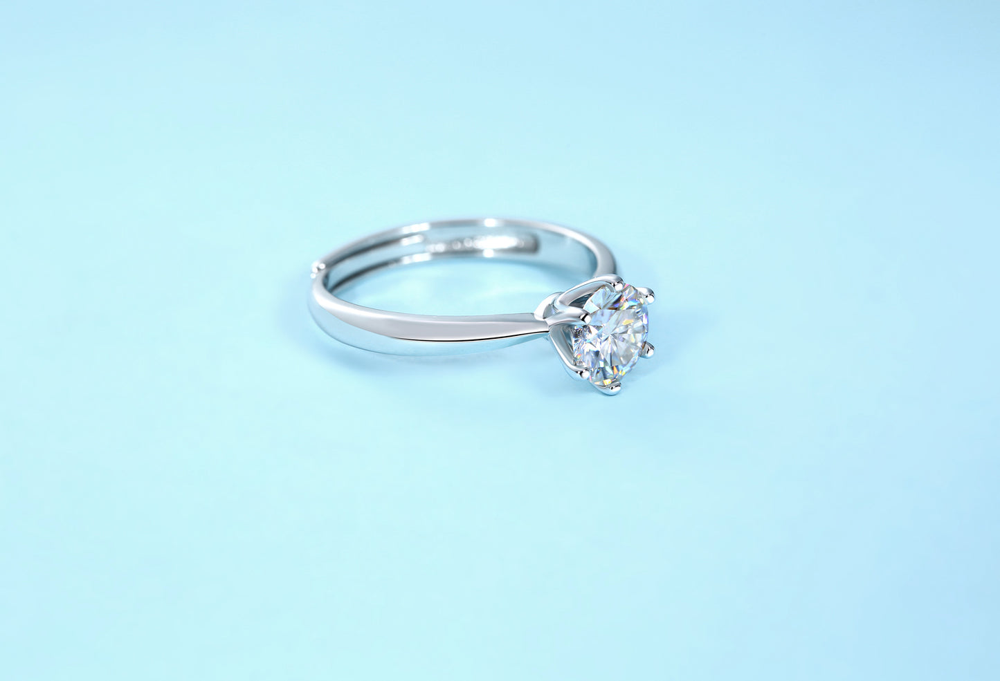 Classic Six Prong Moissanite Diamond Ring