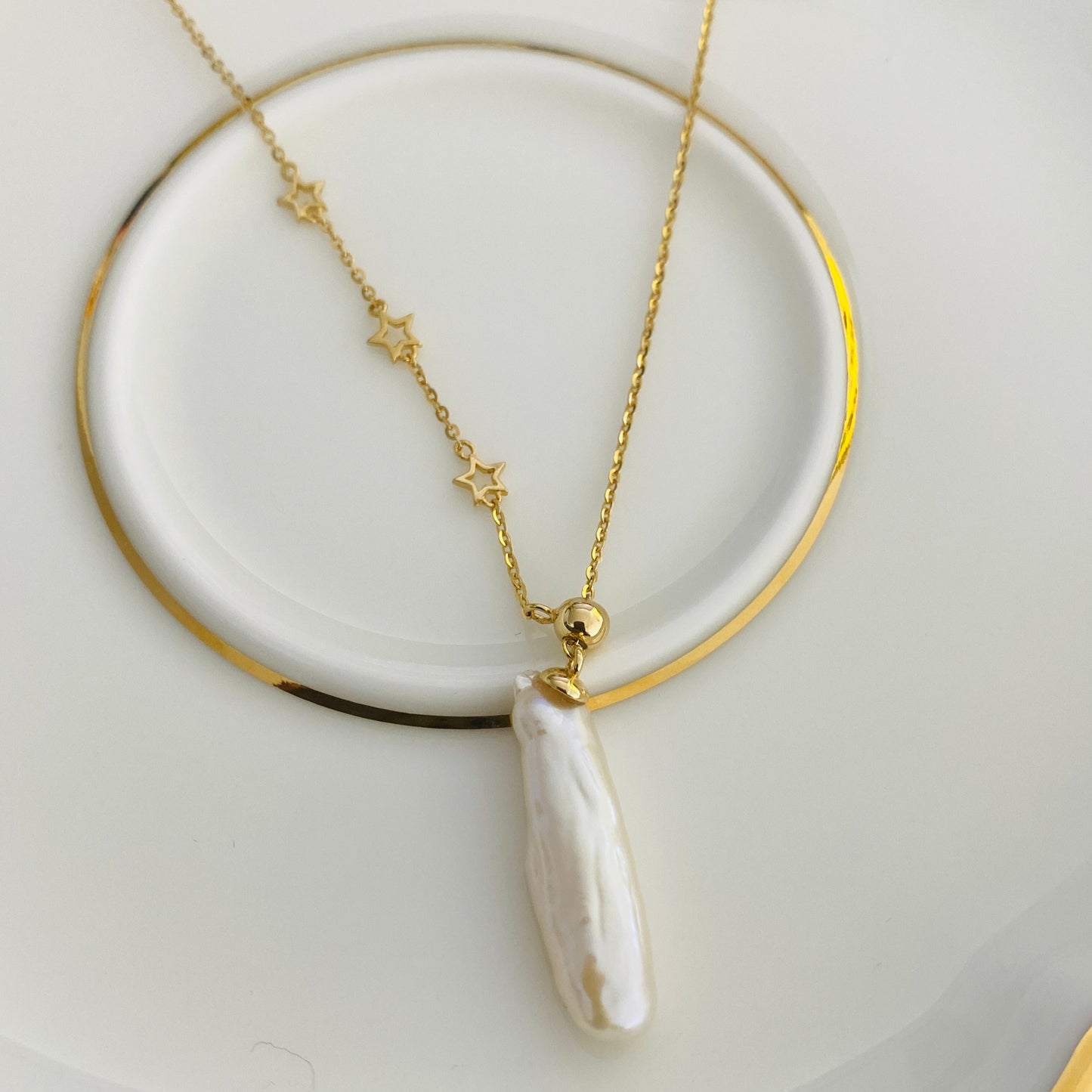 Baroque Pearl Necklace