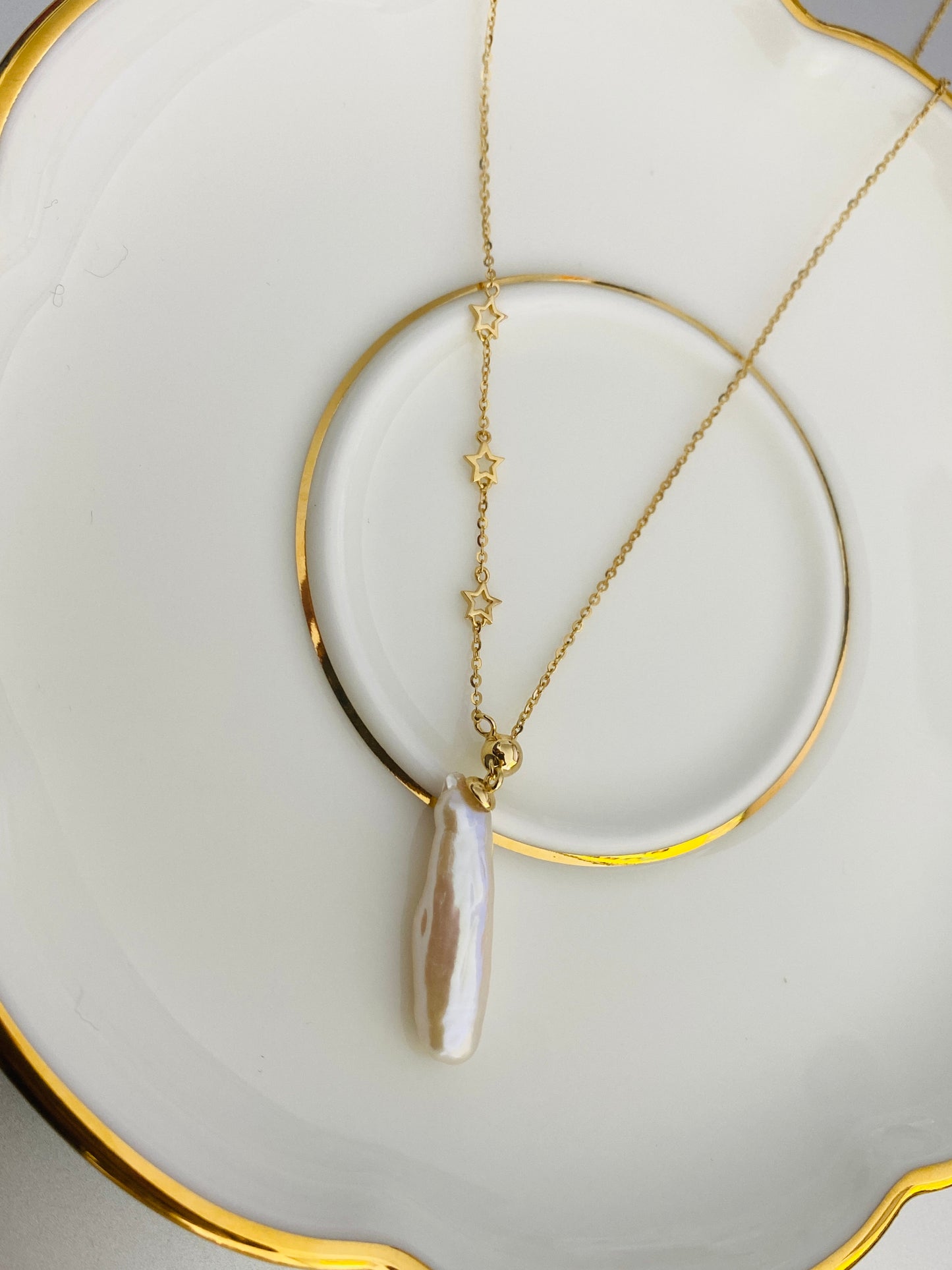 Baroque Pearl Necklace