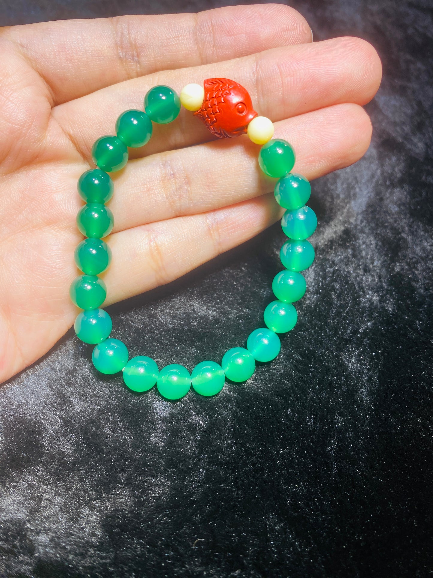 8mm Green Agate with Cinnabar Fish Pattern Bracelet
