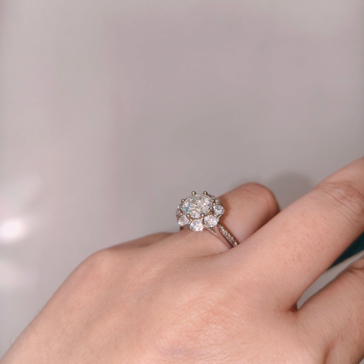 925 Silver Bouquet Shape Moissanite Ring