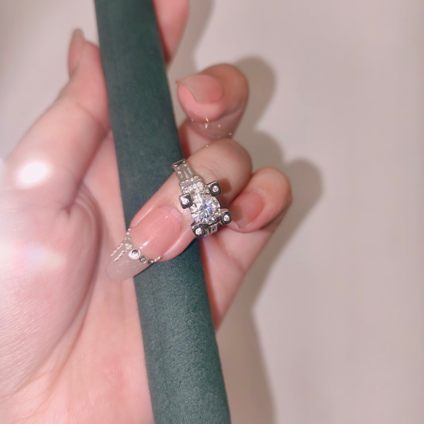 1 Carat 925 Sterling Silver Eiffel Tower Moissanite Ring