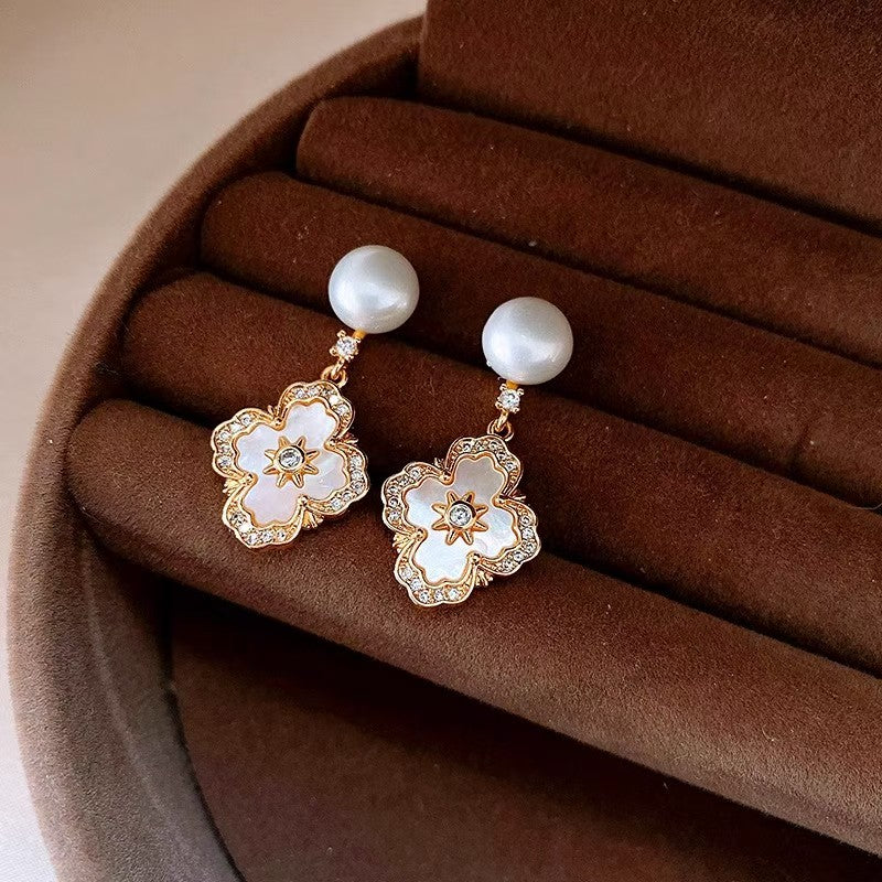 Pearl Earrings Sold In Combination