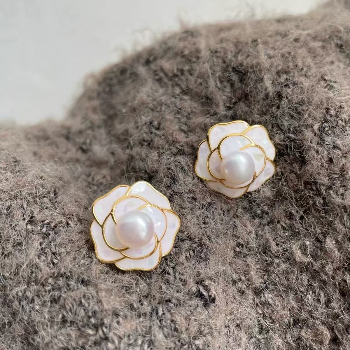Pearl Earrings Sold In Combination