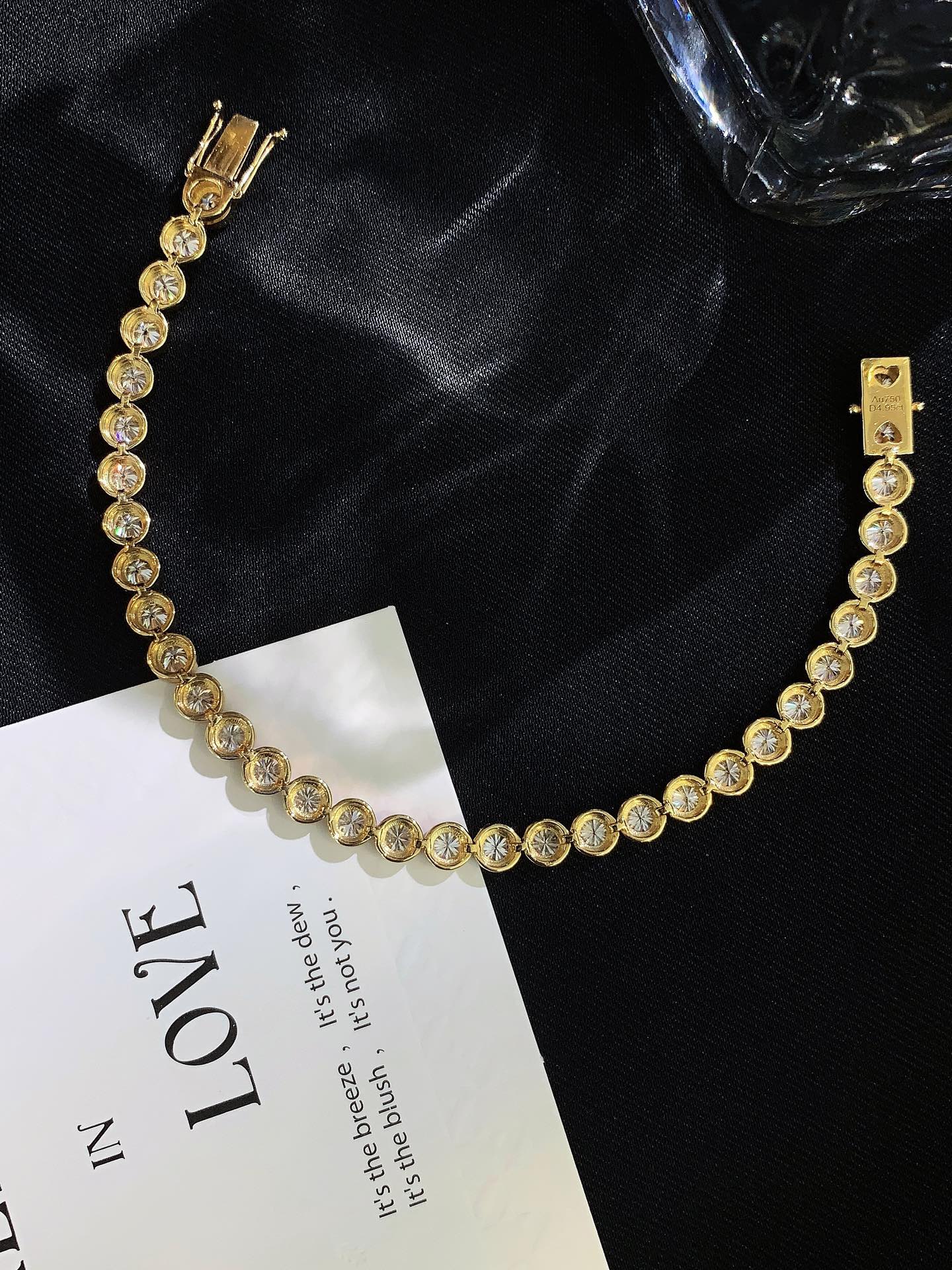 18K Gold Moissanite Bracelet