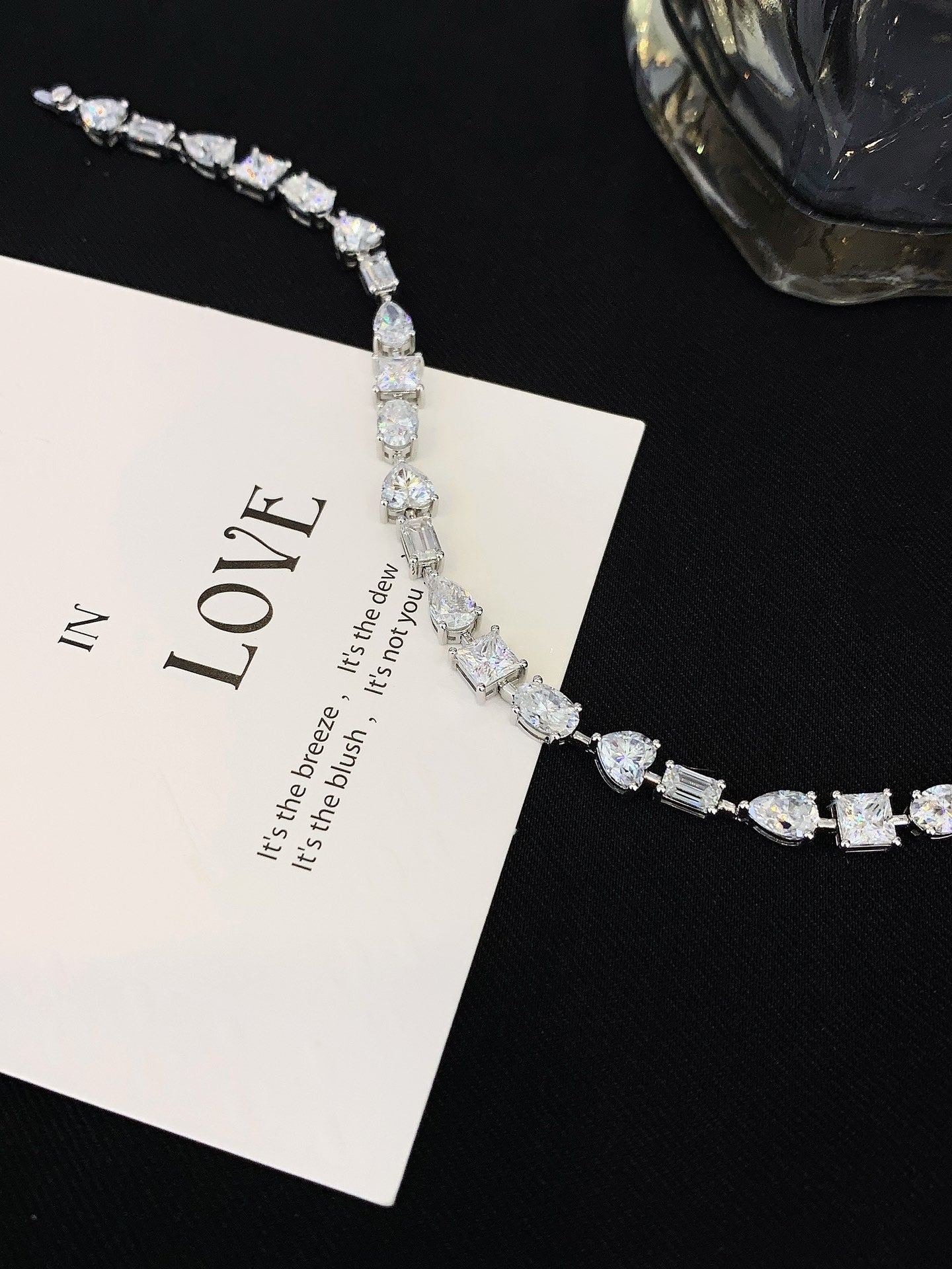 18K Gold Moissanite Irregular Bracelet
