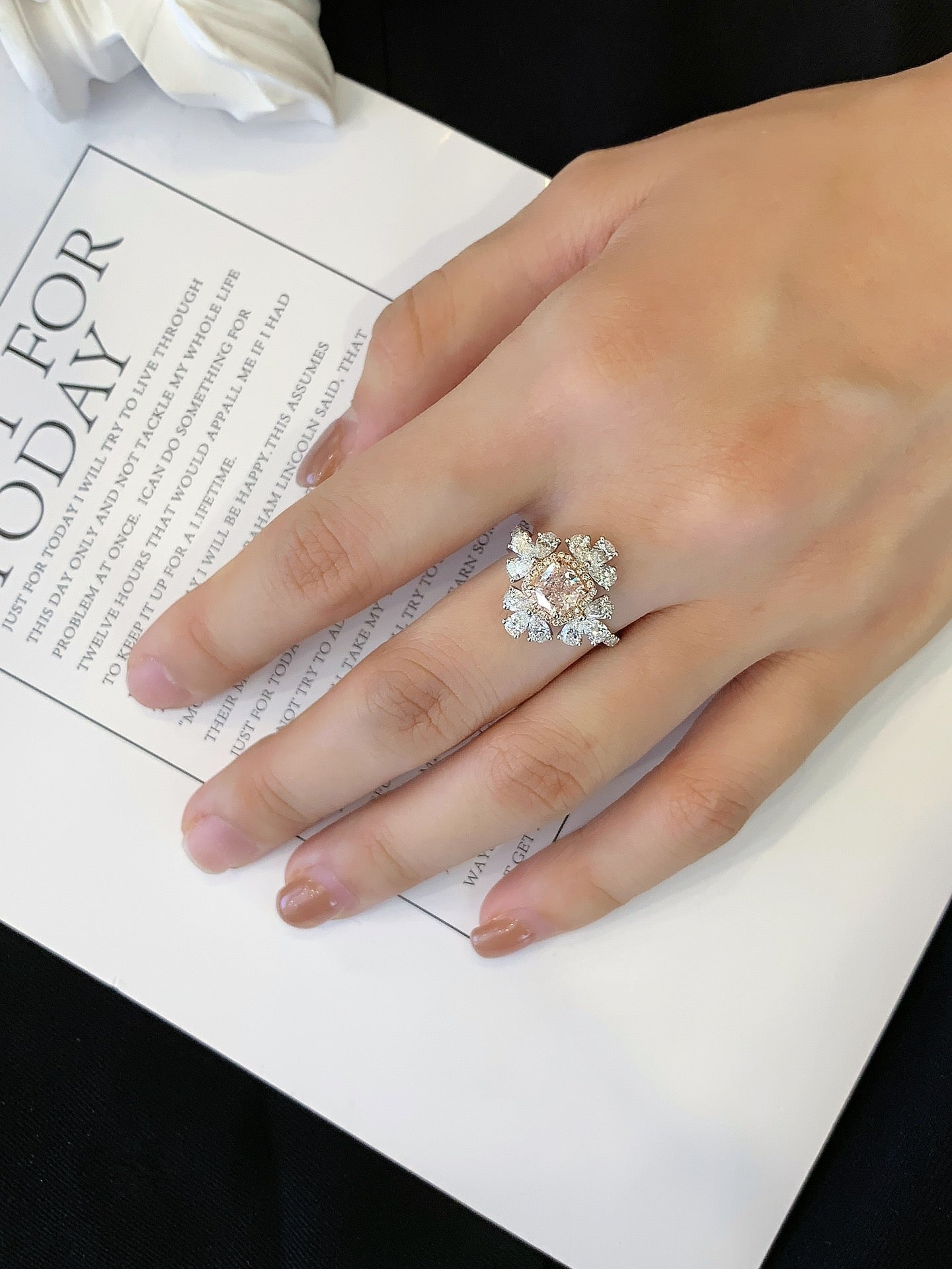 18K Gold Cultured Pink Diamond Snowflake Shape Ring