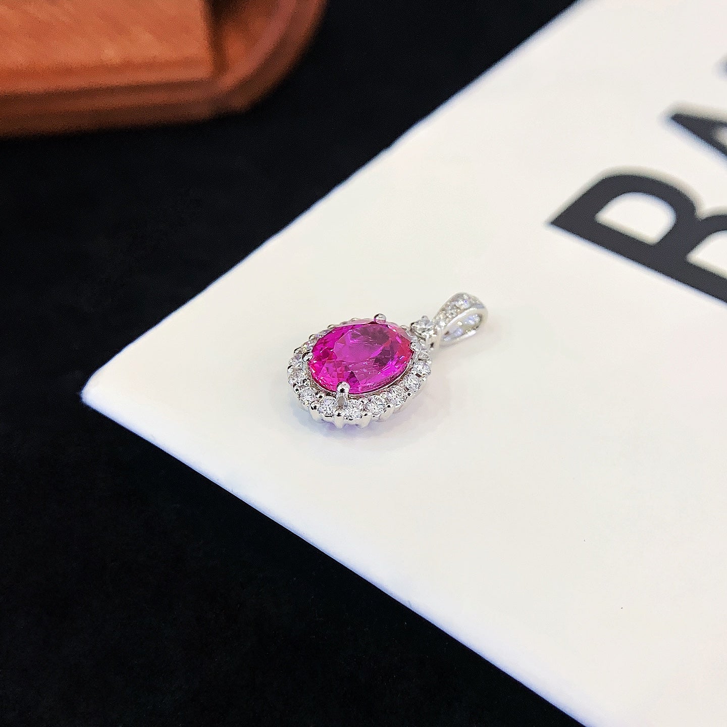 1.7 CT 18k Gold Ruby And Moissanite Pendant Necklace