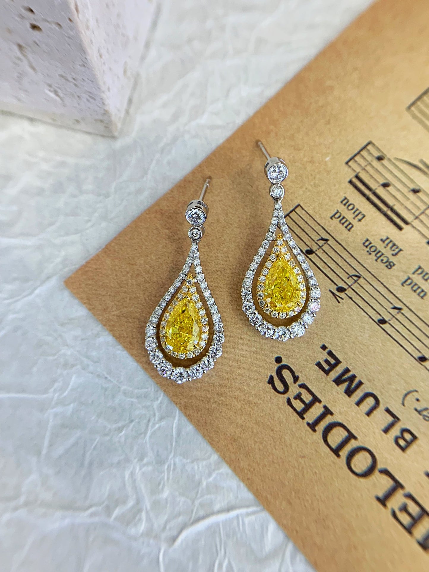18K Yellow Gold Cultured Diamond Earrings