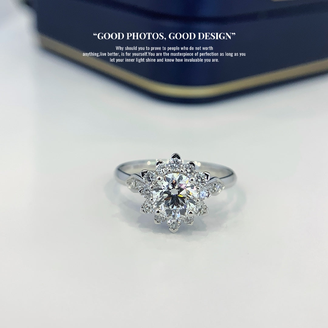 18K Gold Flower Shaped Cultured Diamond Ring