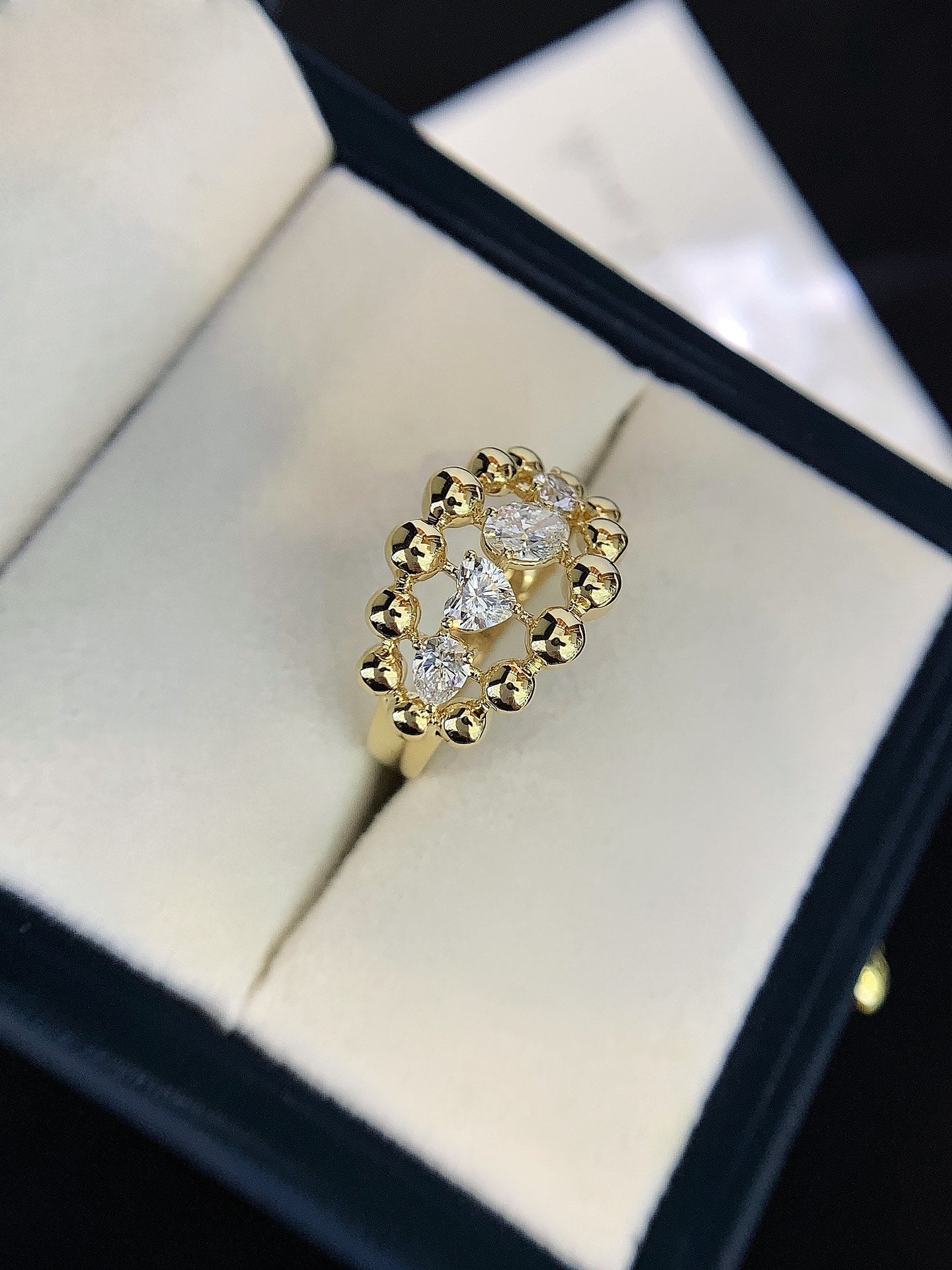 18K Gold Cultured Diamond Ring
