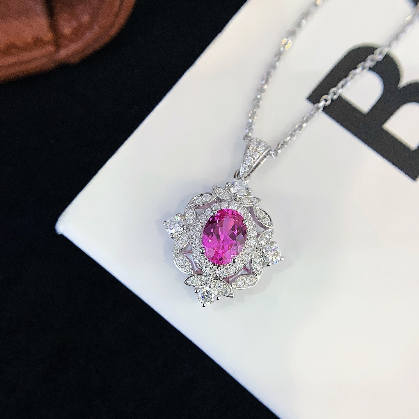 18K Gold Pink Sapphire Pendant