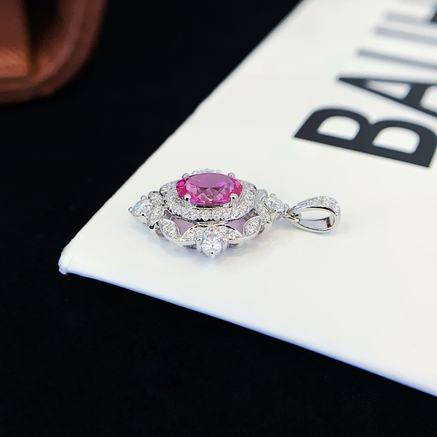 18K Gold Pink Sapphire Pendant