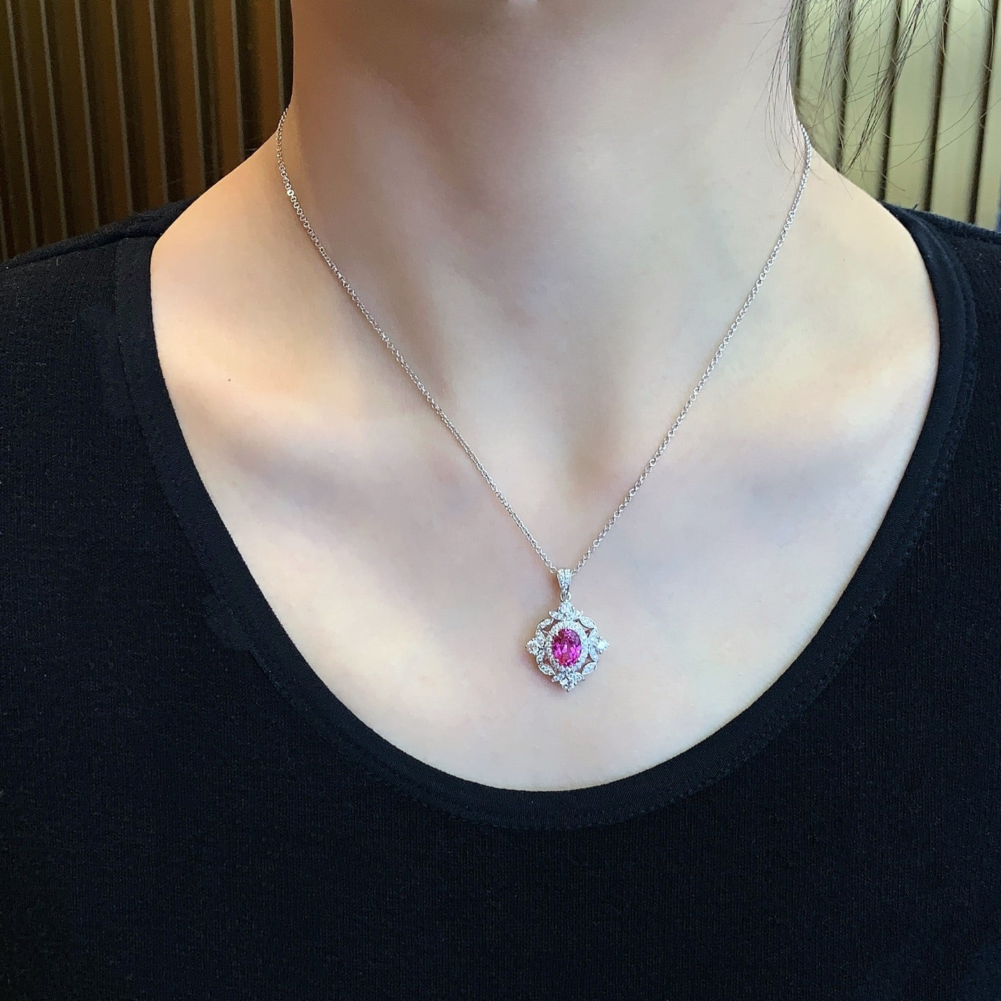 18K Gold Pink Sapphire Pendant