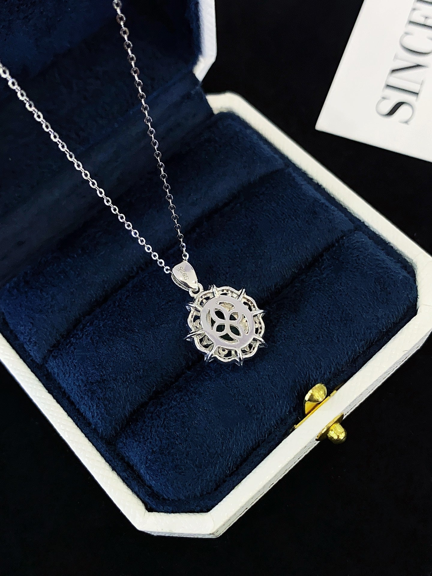 S925 silver inlaid colored gemstone necklace