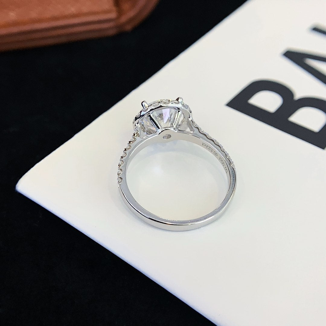18K Gold Moissanite Ring