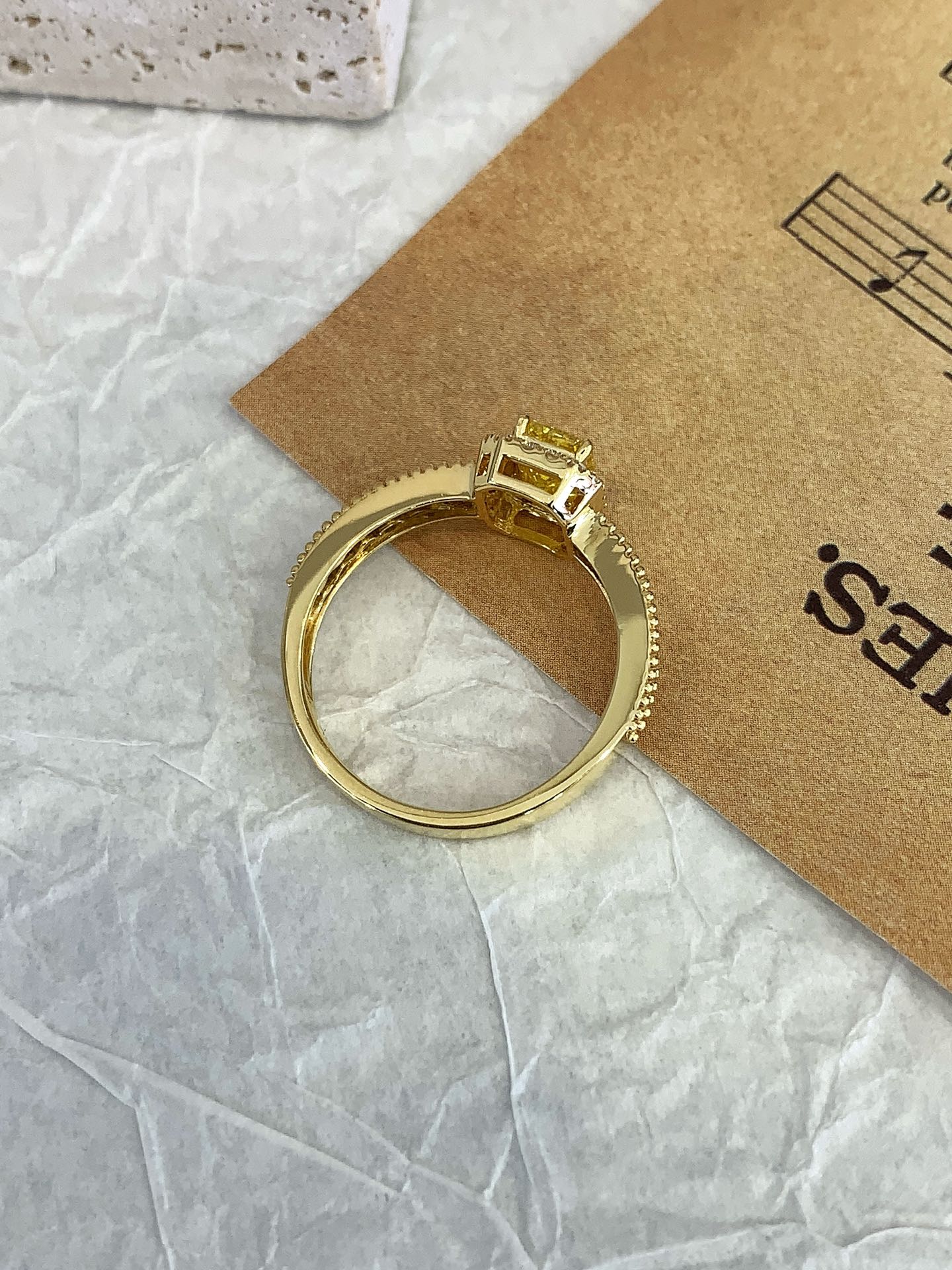 18K Gold Cultured Yellow Diamond Ring