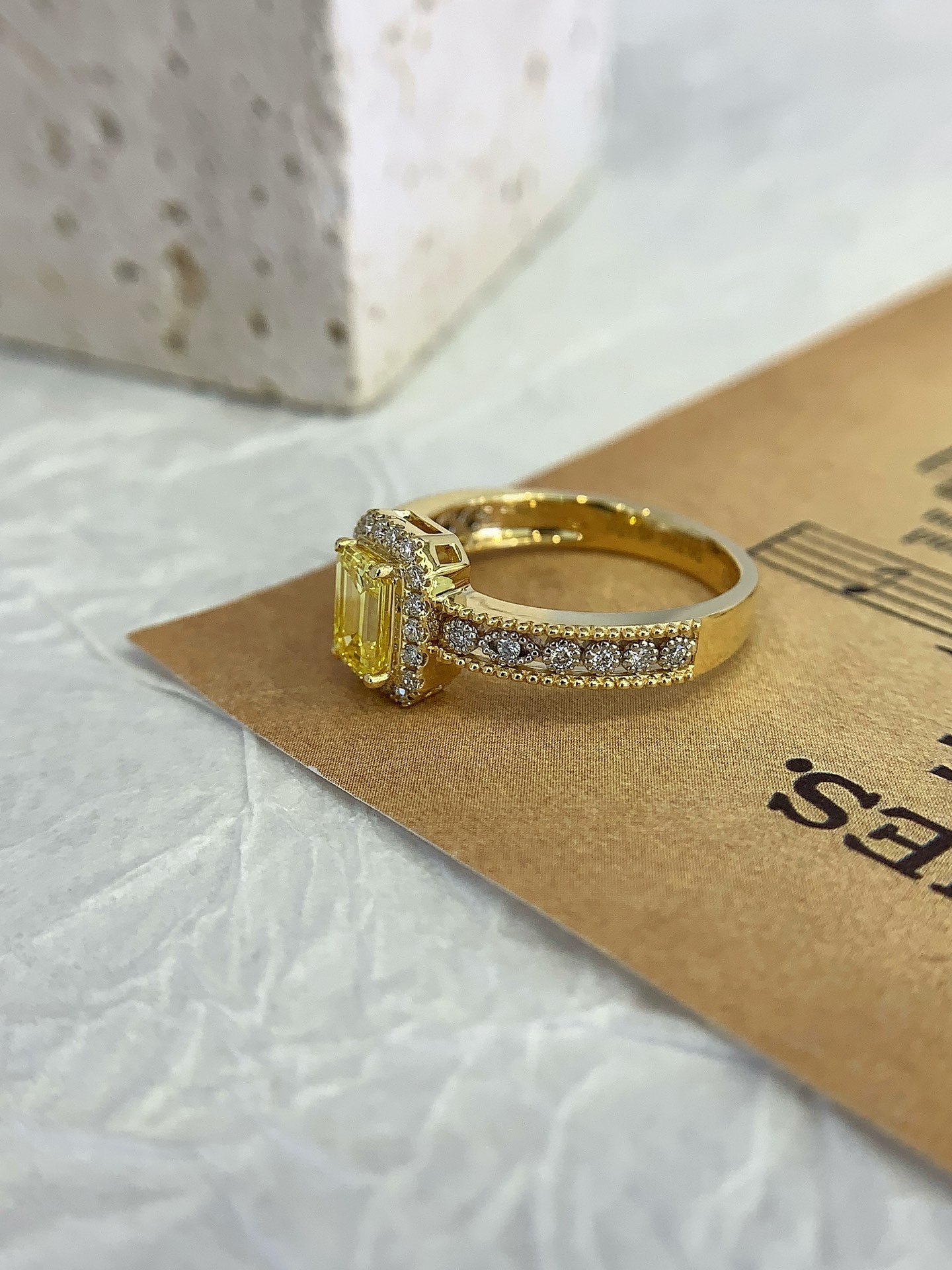 18K Gold Cultured Yellow Diamond Ring