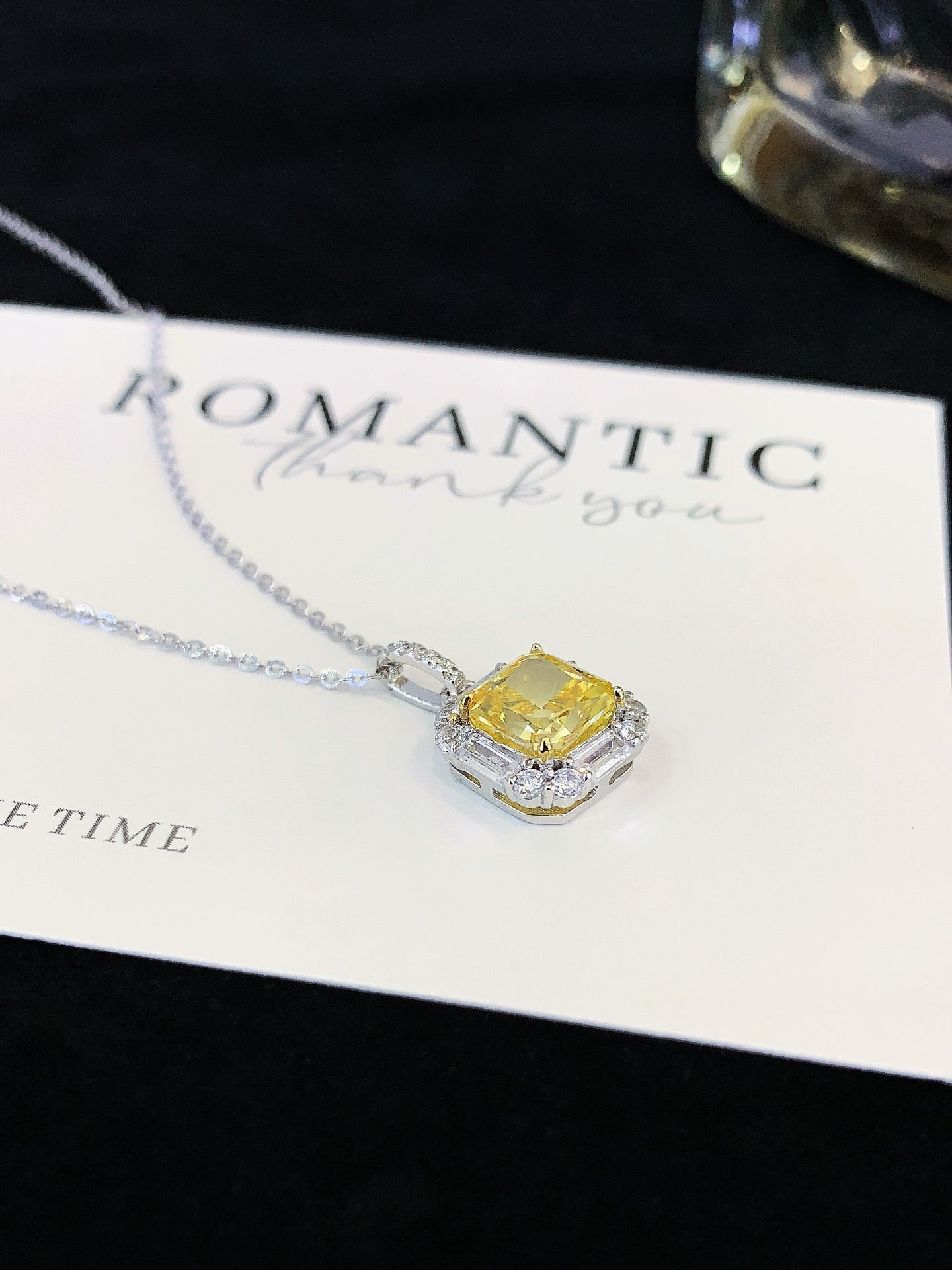 S925 silver necklace set with square yellow gemstones