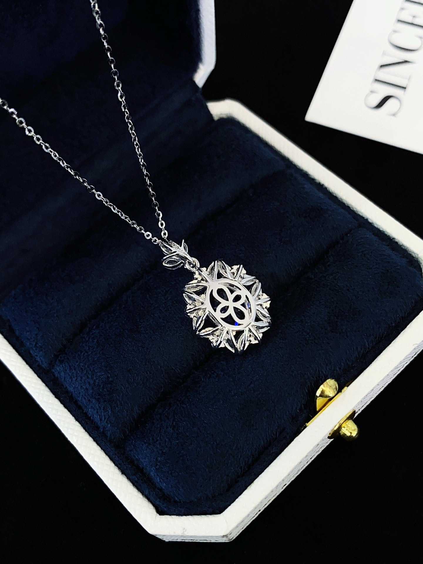 S925 silver sapphire necklace