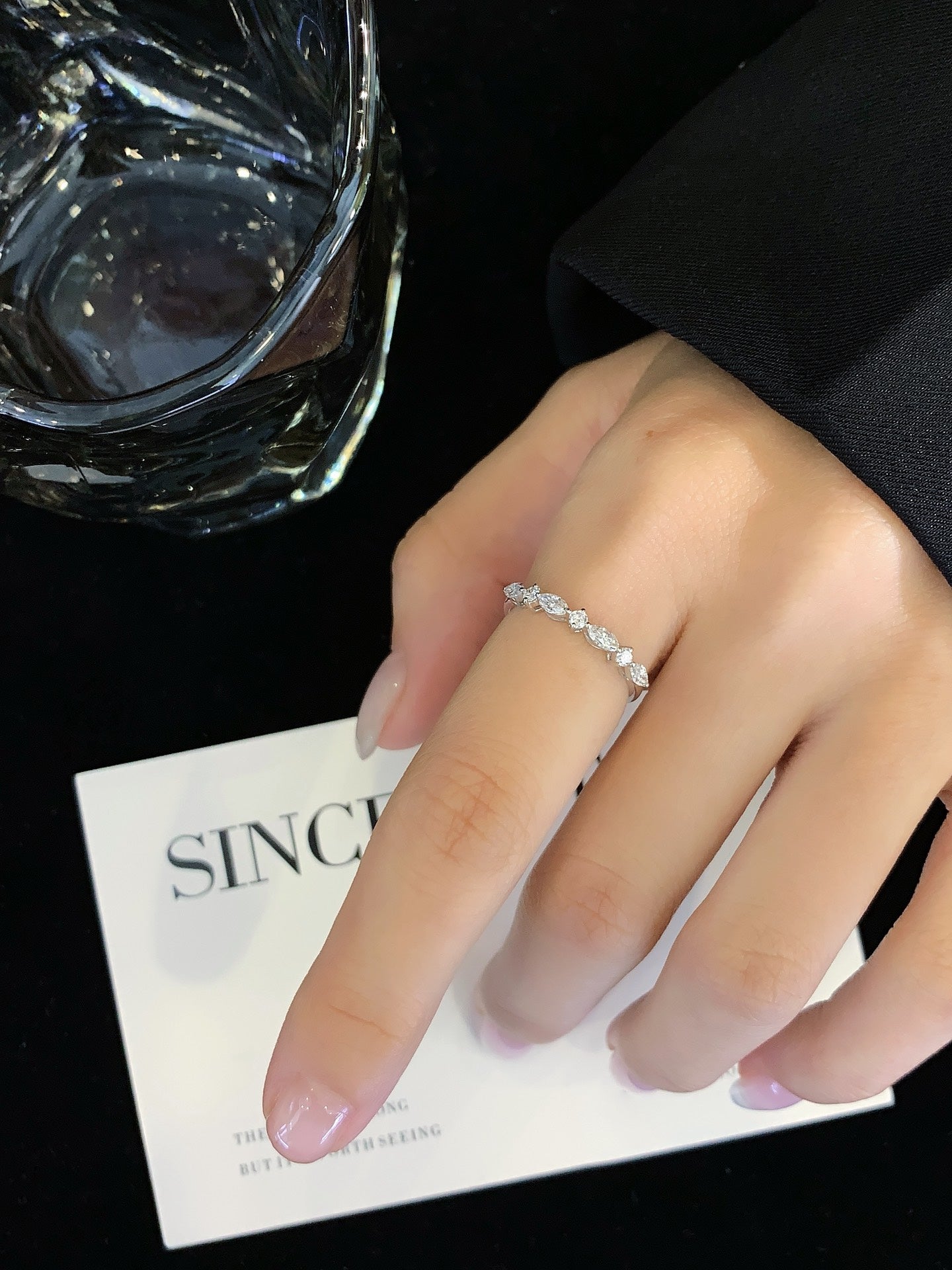 18K gold cultured diamond special-shaped ring