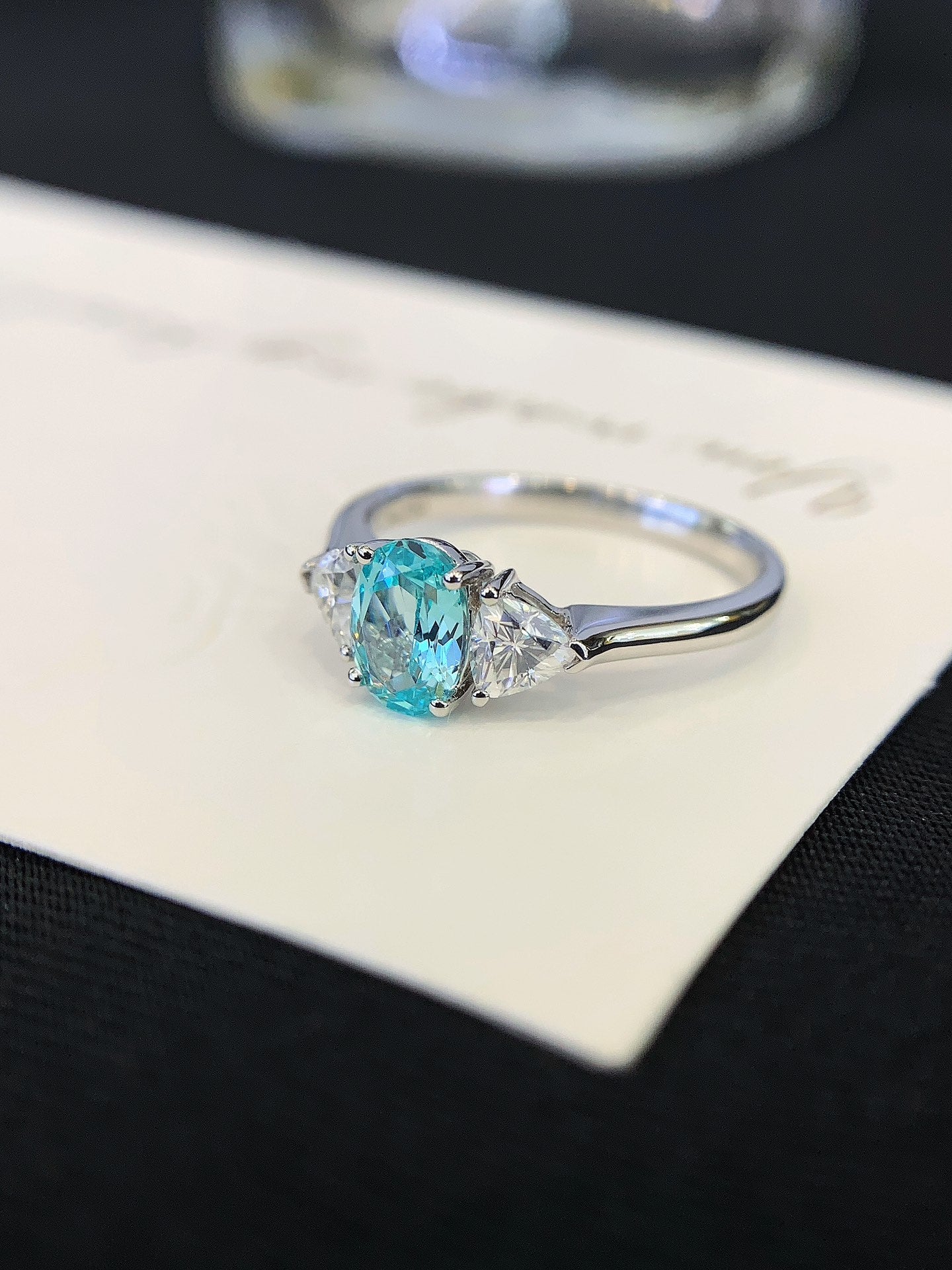 18k gold cultured paraiba ring