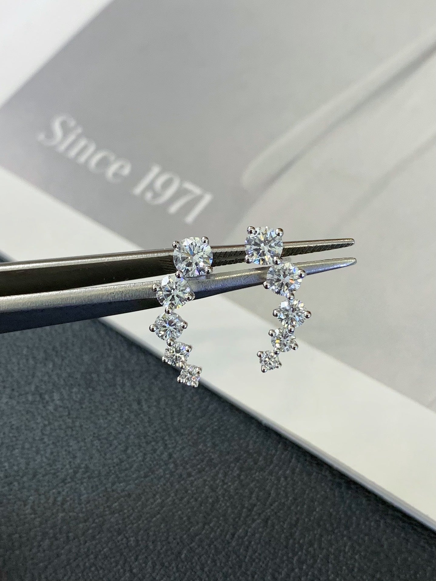 18k gold cultured diamond earrings
