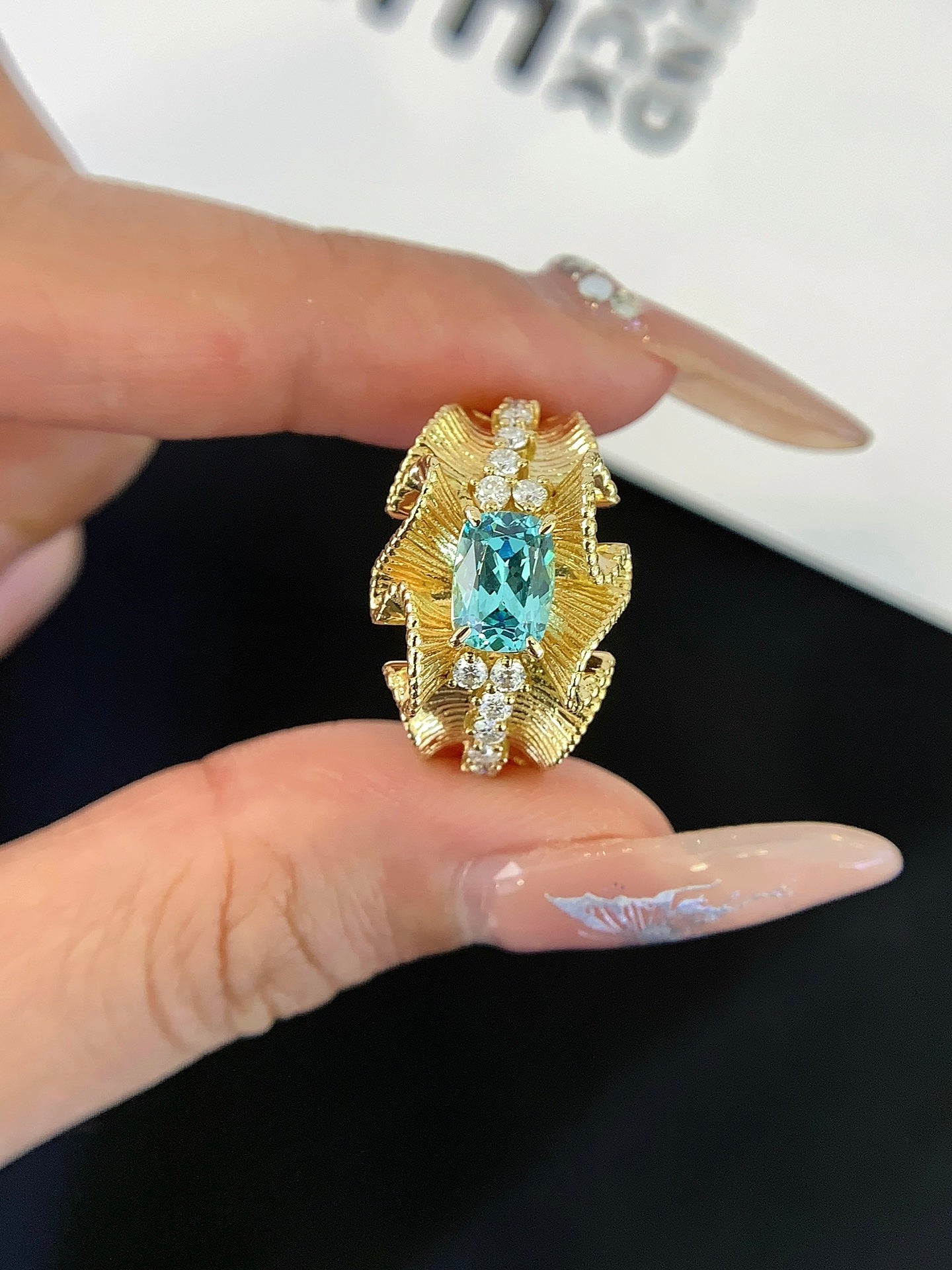 18K gold cultured Paraiba ring