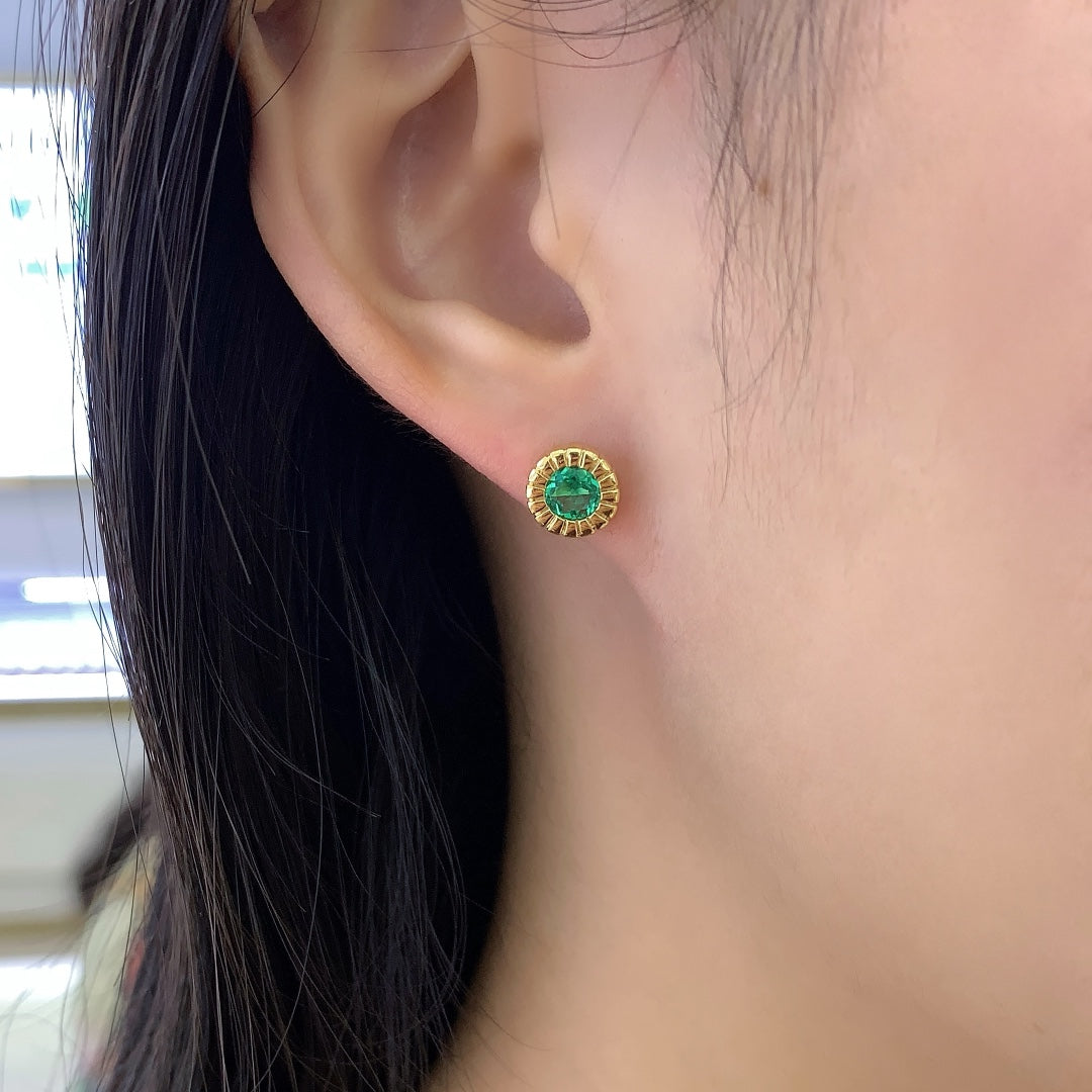 18K gold cultured emerald earrings