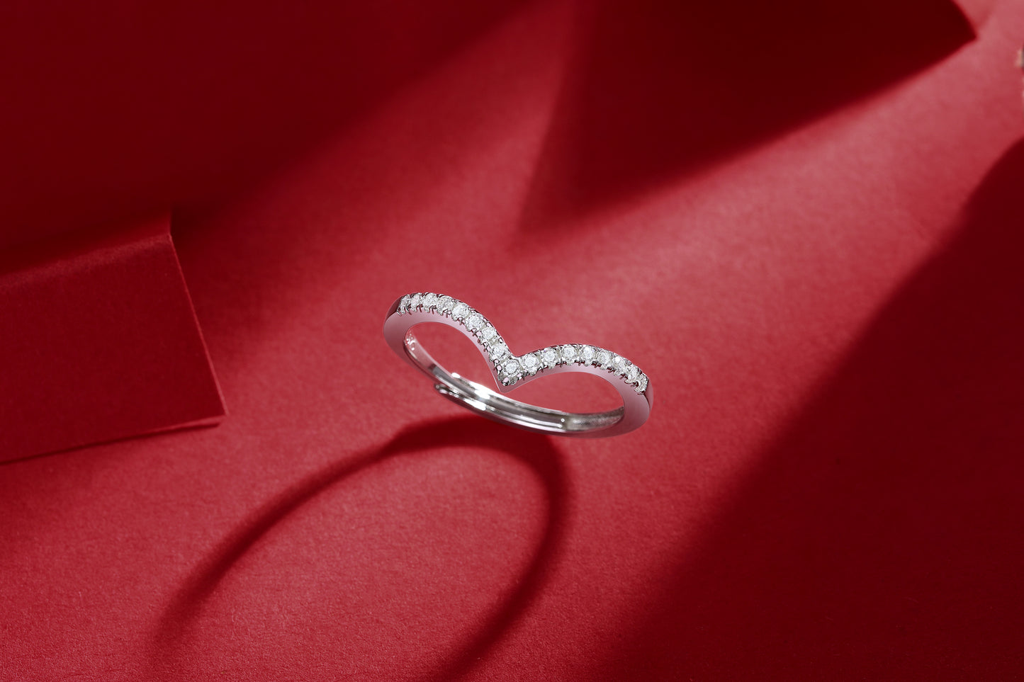 Crown Shaped Diamond Ring