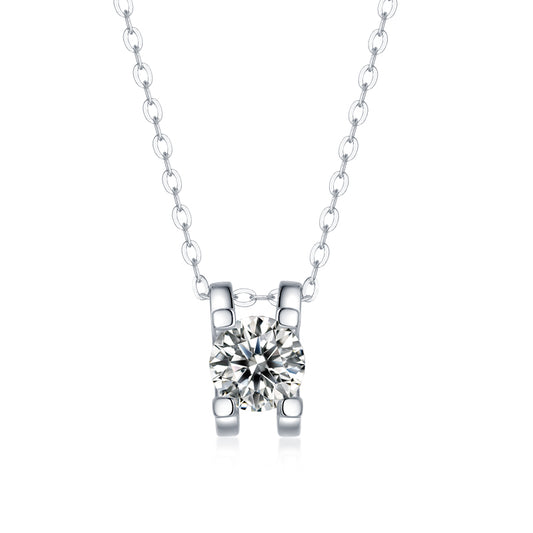 Moissanite Pendant Necklace Classic Bull Head Shape