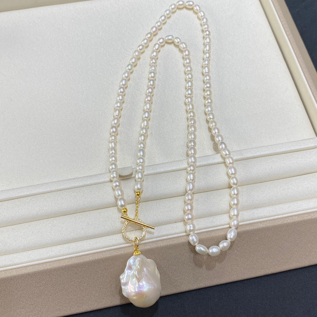 Natural Freshwater Pearl Sweater Chain