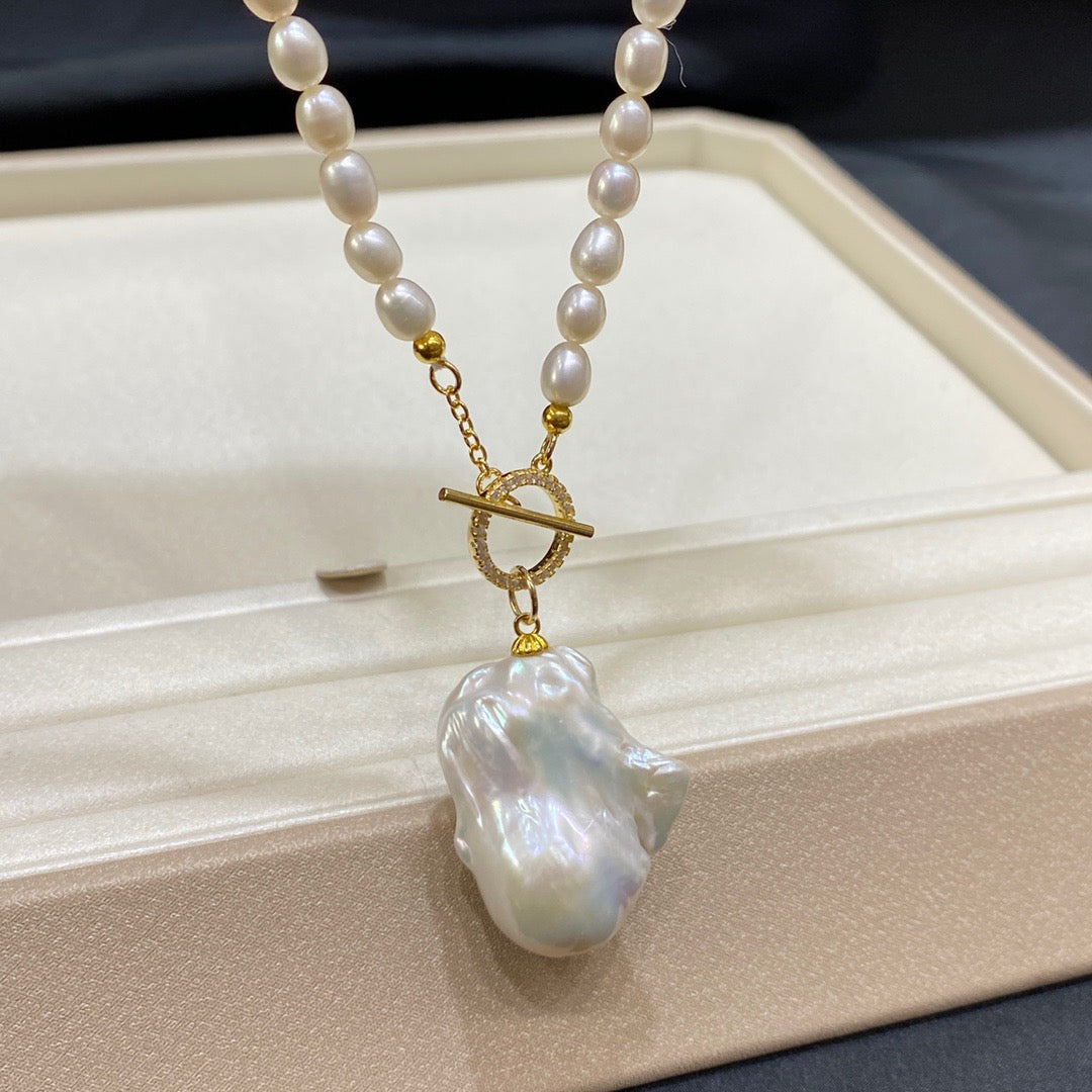 Natural Freshwater Pearl Sweater Chain