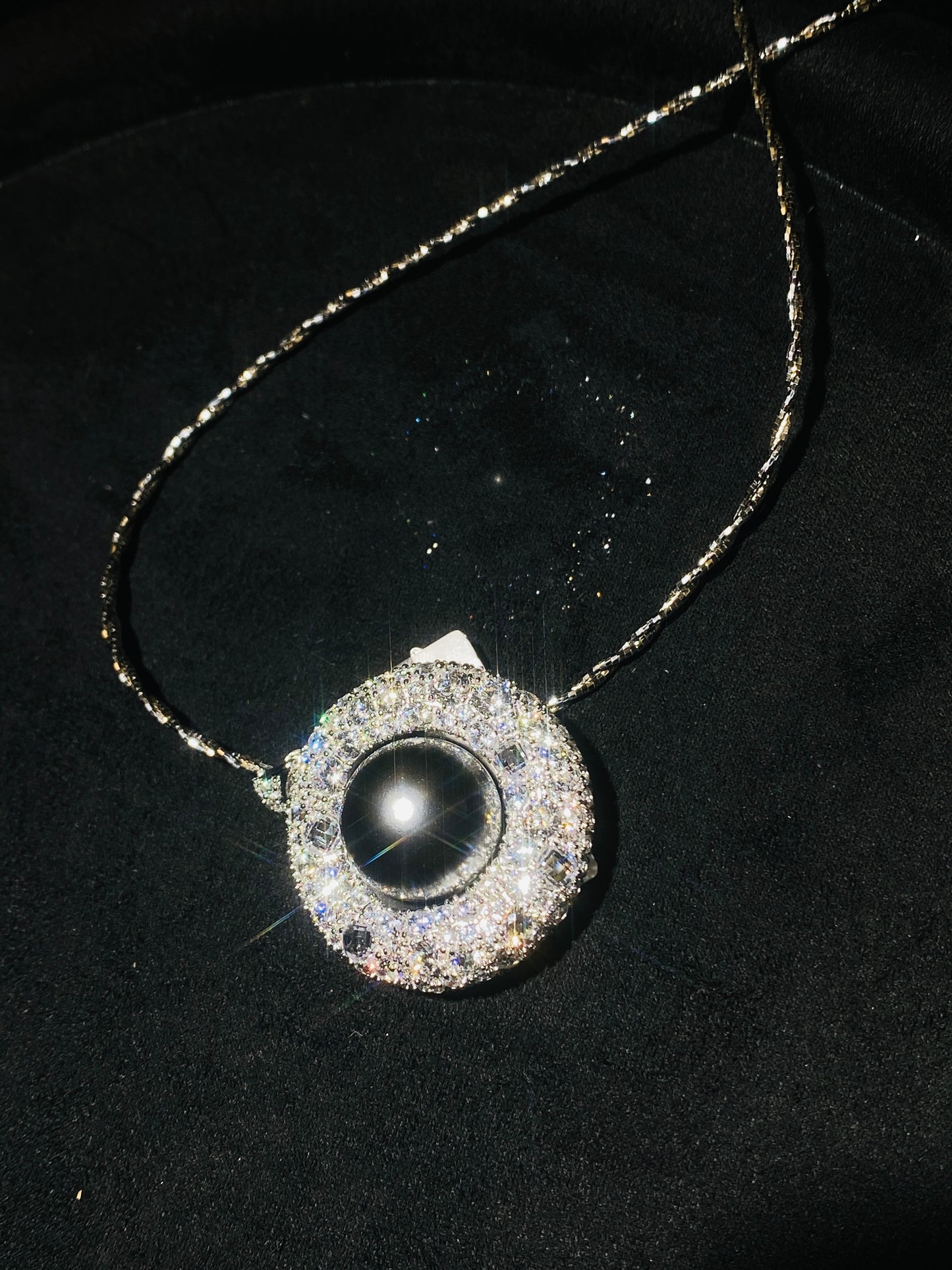 925 Silver Synthetic Zircon Inlaid Black Pearl Retro Bird's Nest Necklace