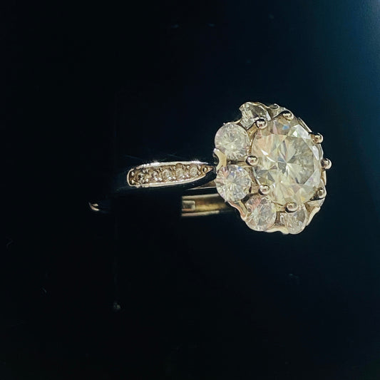 925 Silver Bouquet Shape Moissanite Ring