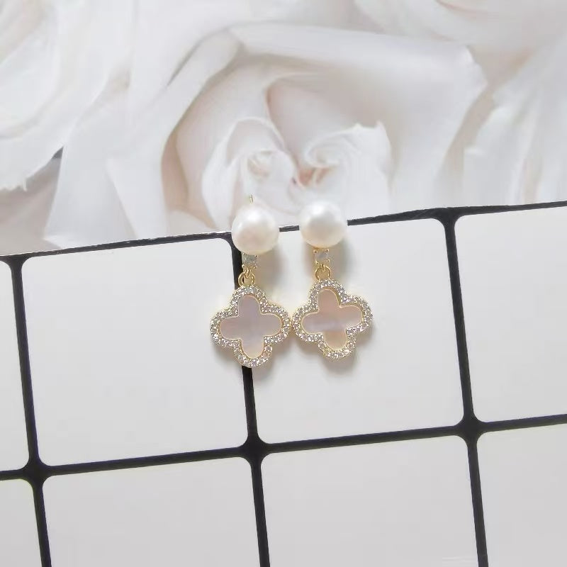 Pearl Earrings Sold In Combination
