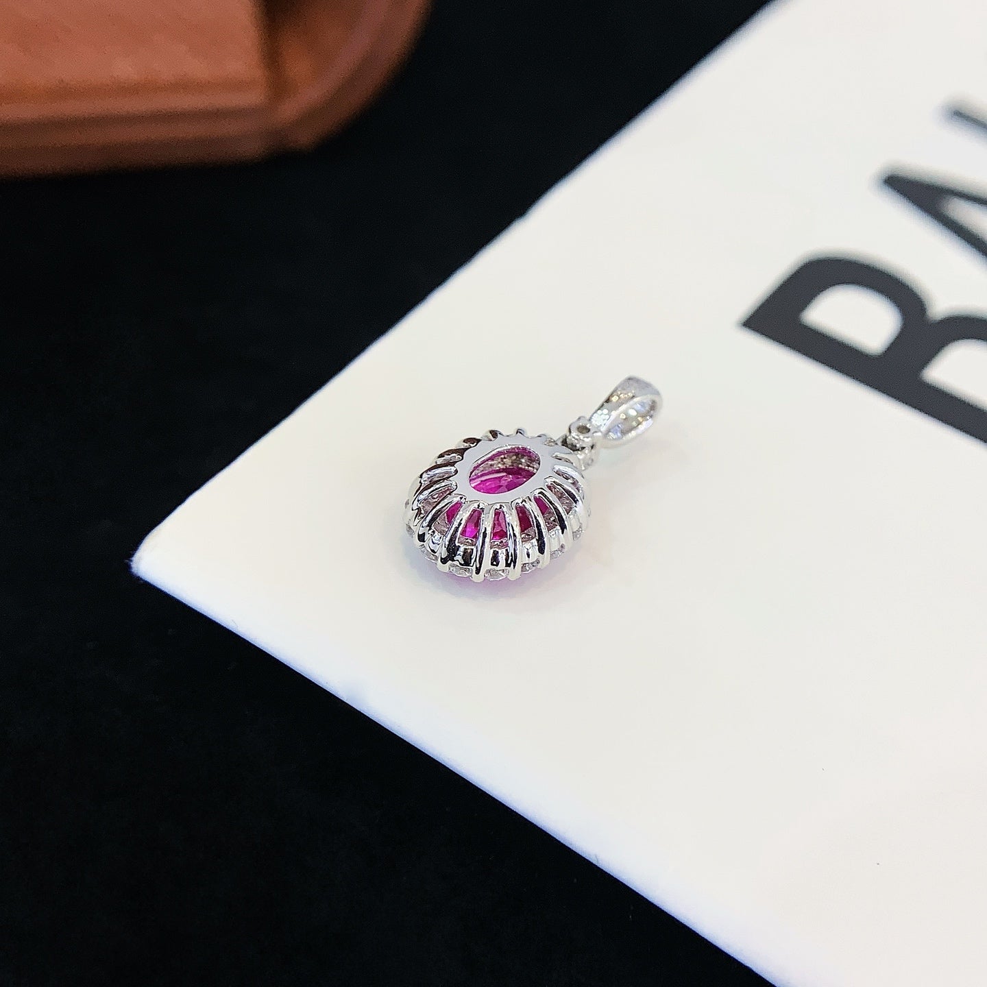 1.7 CT 18k Gold Ruby And Moissanite Pendant Necklace