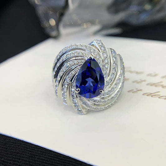 18K Gold 1.9 Carat Cultured Sapphire Ring