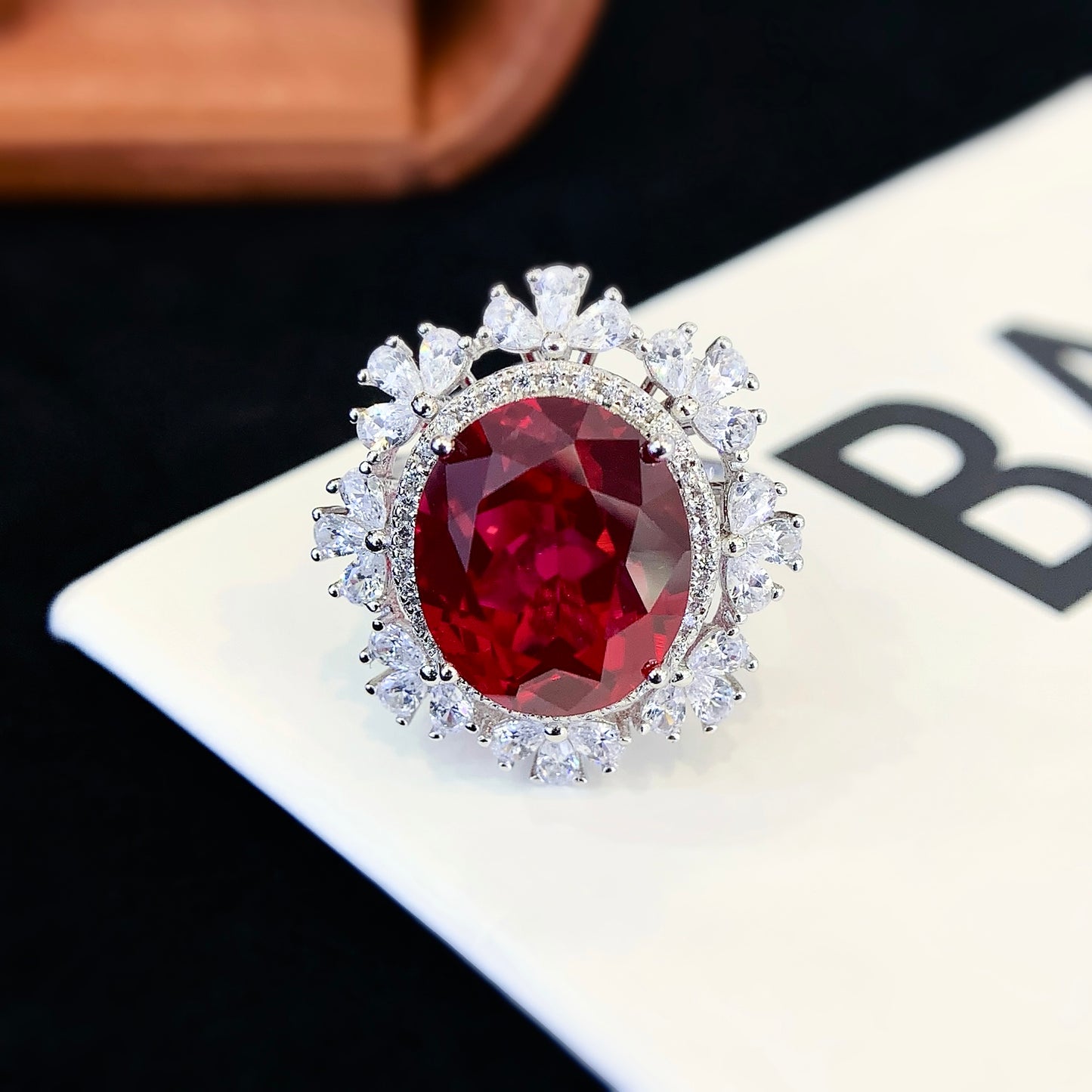 S925 Silver Inlaid Red Gem Ring