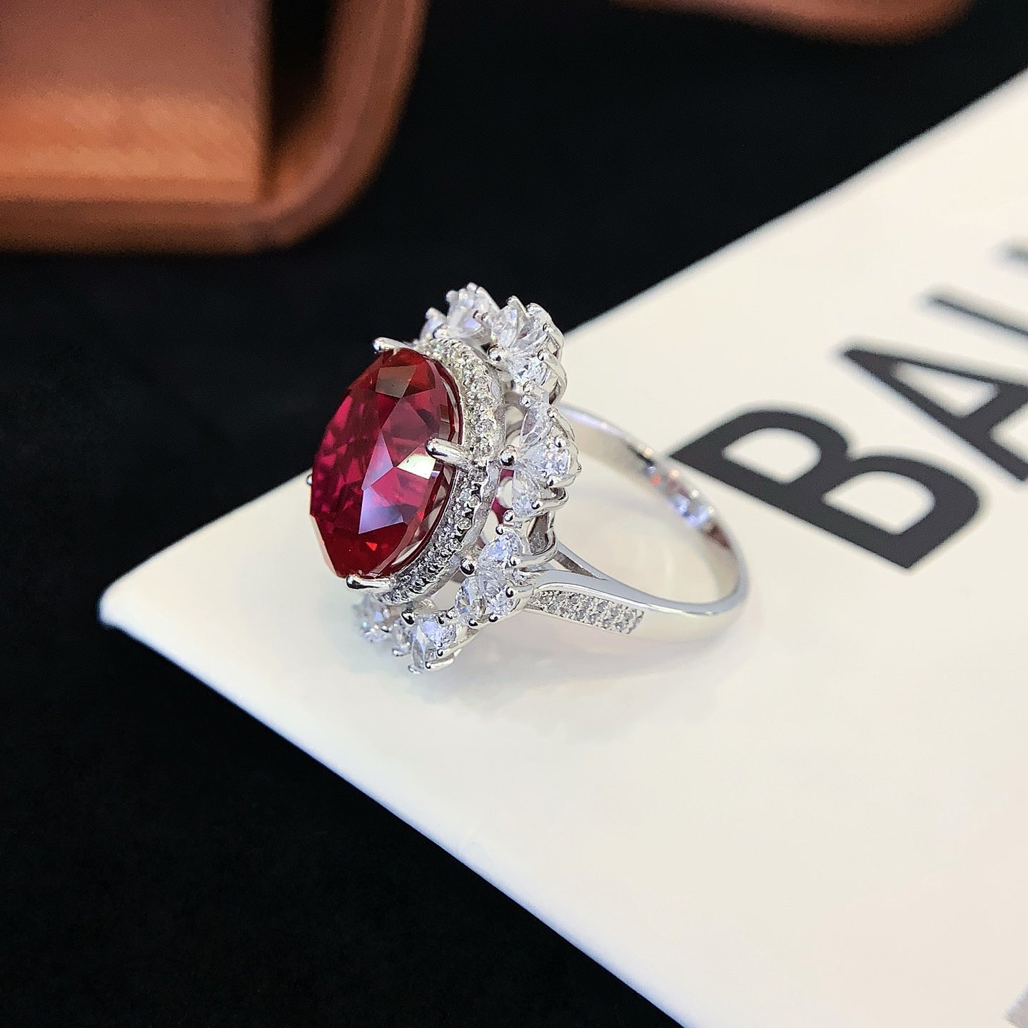 S925 Silver Inlaid Red Gem Ring