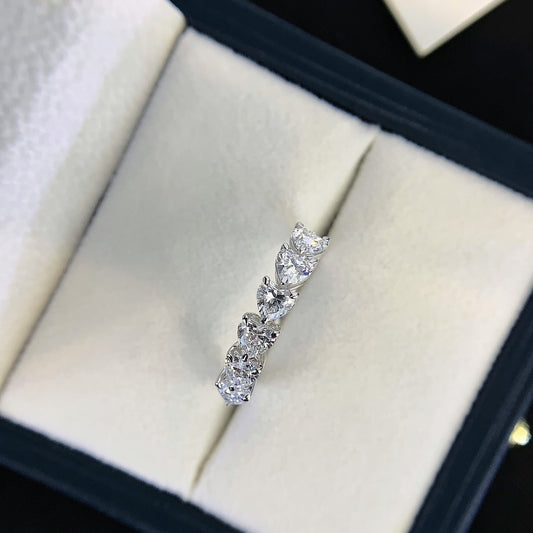 18K gold cultivated diamond ring