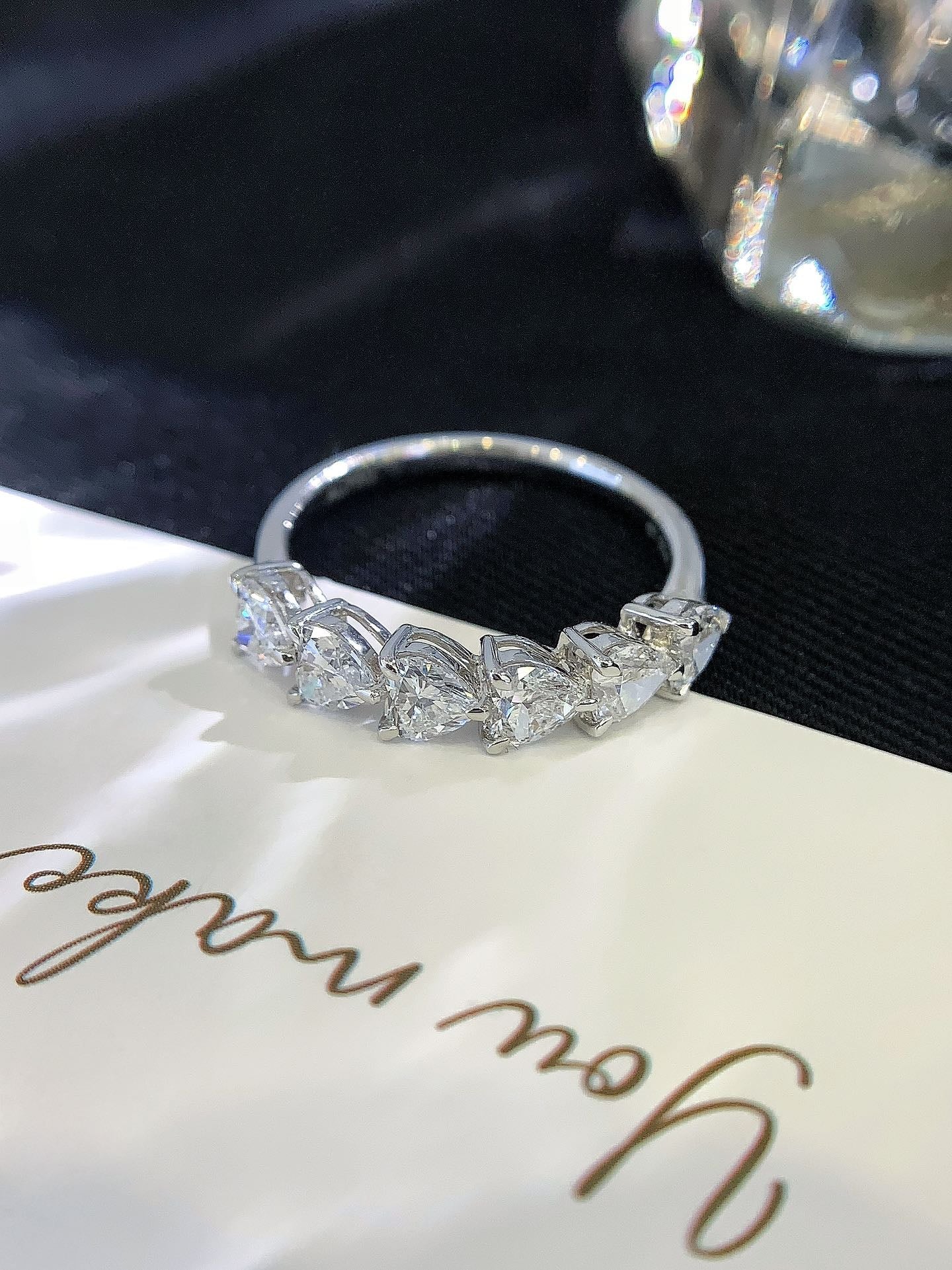 18K gold cultivated diamond ring