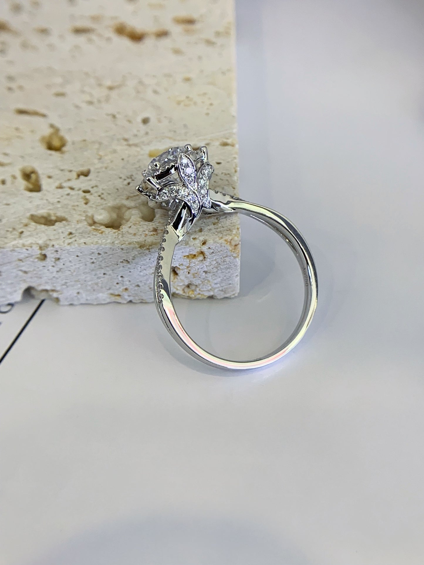 18K gold cultivated diamond ring [Royal Estate]