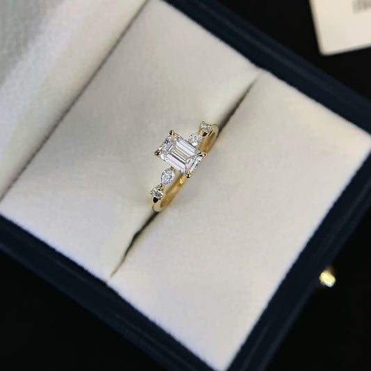 18K Gold Cultured Diamond Ring