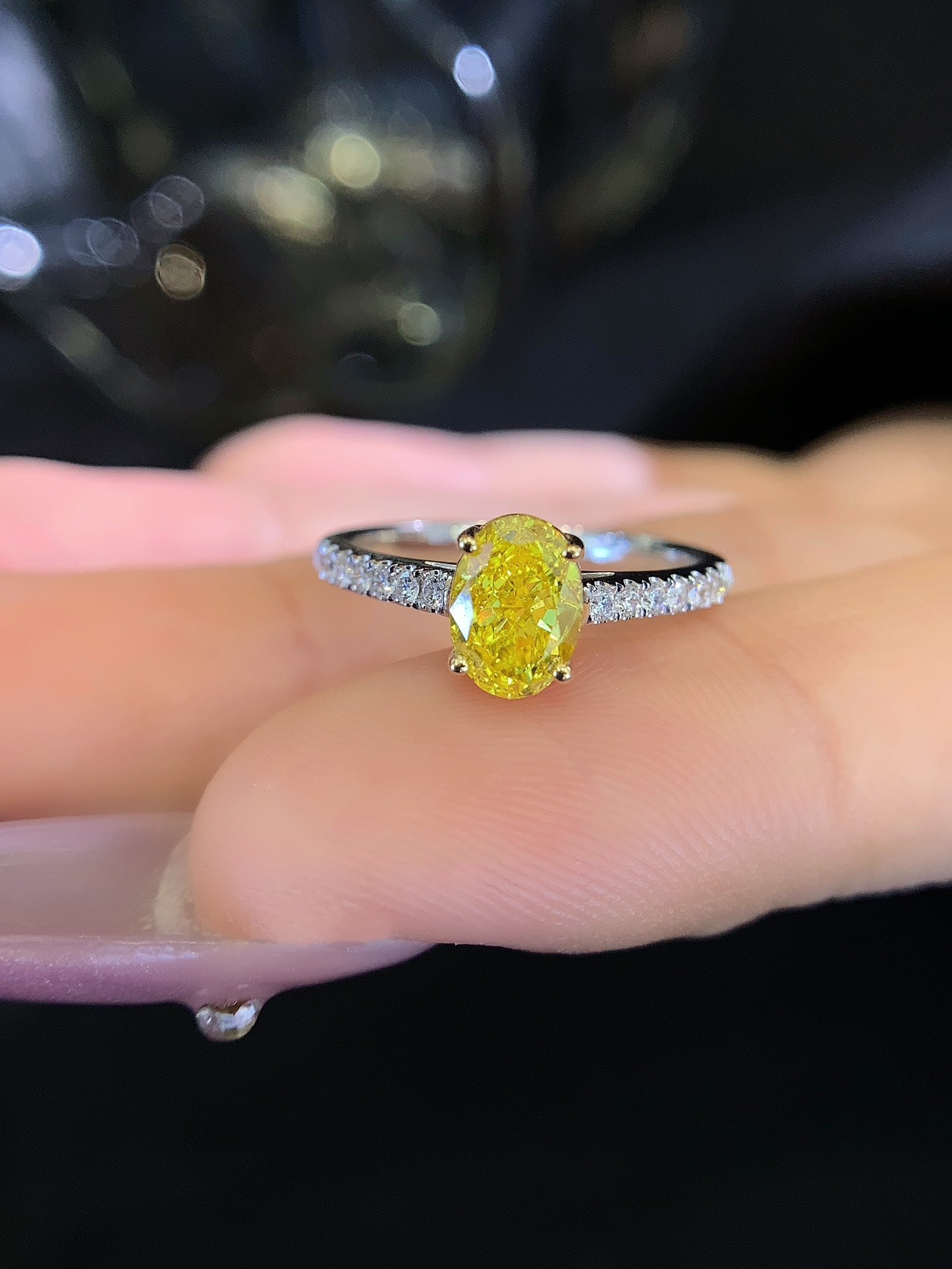 18K gold cultured yellow diamond ring