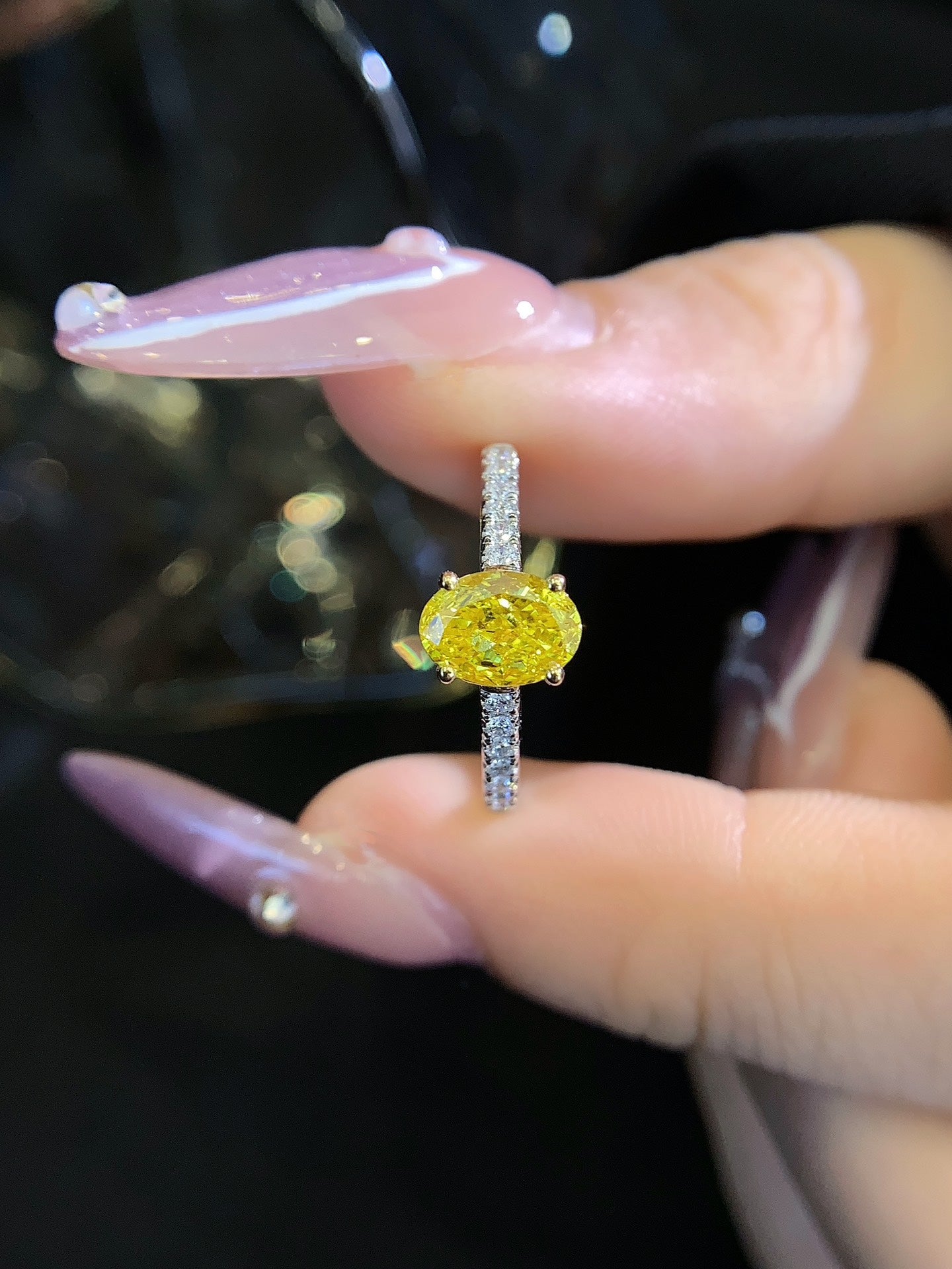 18K gold cultured yellow diamond ring