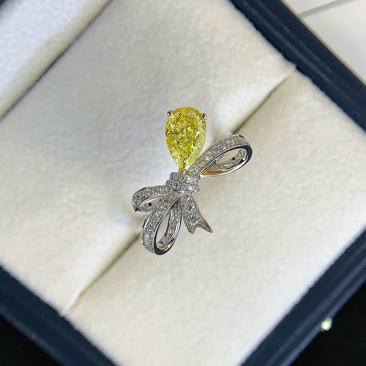1.1ct 18K gold cultured yellow diamond ring